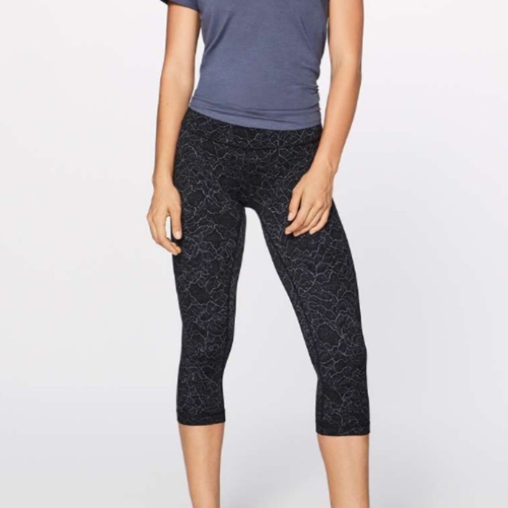 Lululemon Align Crop *19" - Picture 2 of 5